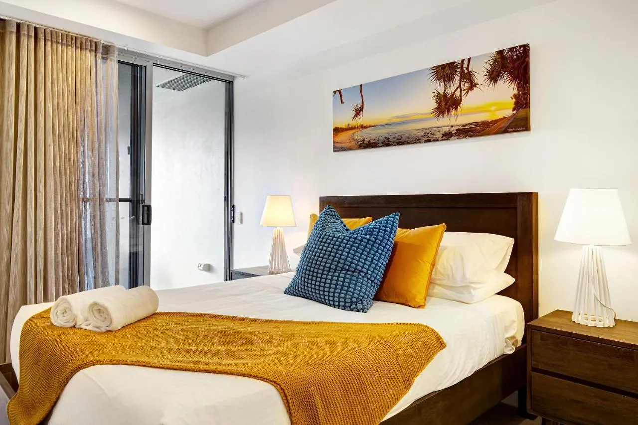Apartment Beach Life - Luxe Beachfront Apt Alexandra Headland Australia