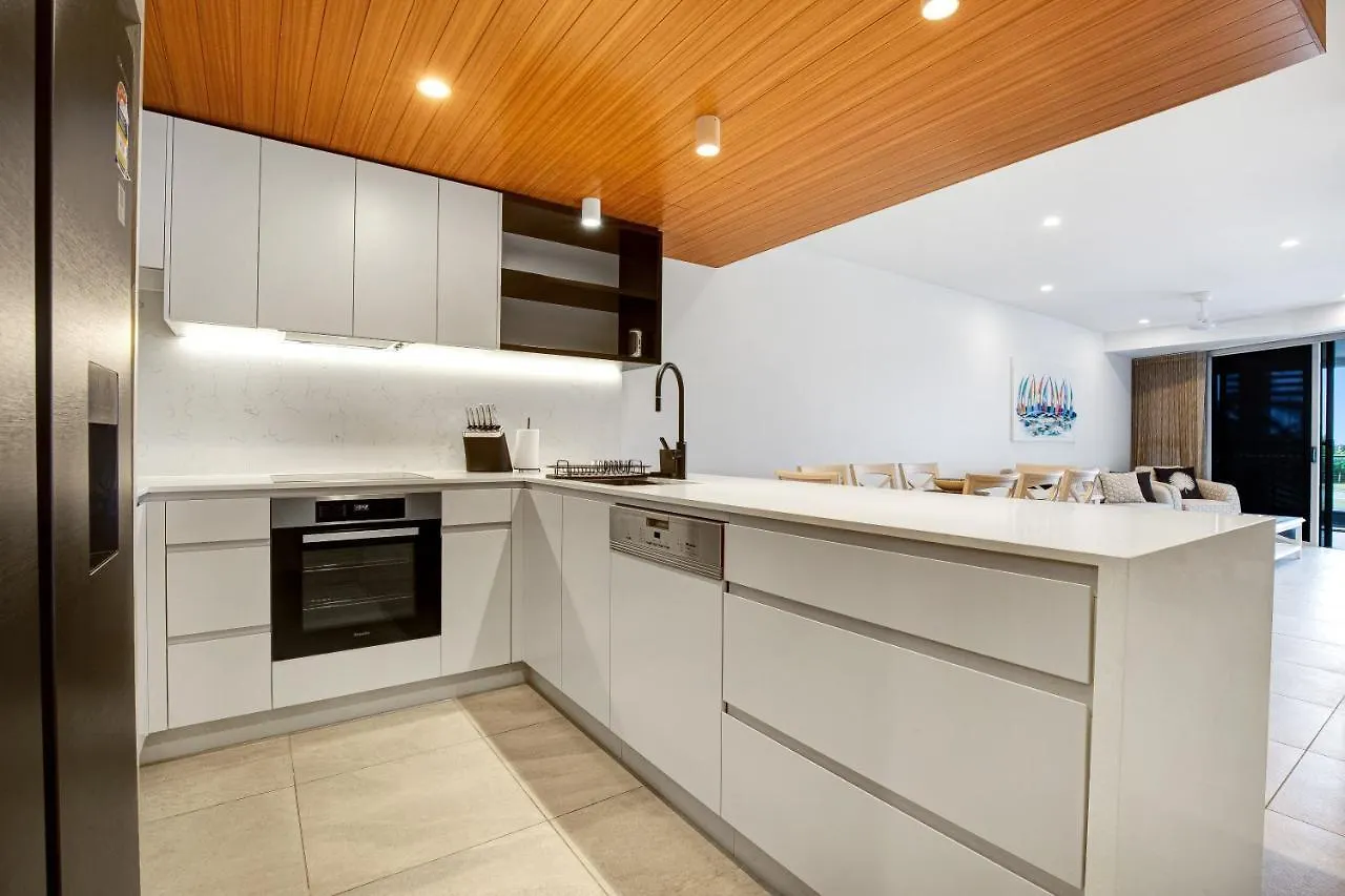 Beach Life - Luxe Beachfront Apt Alexandra Headland 0*,